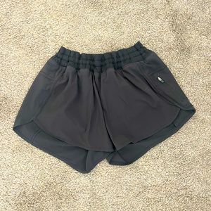 Lululemon black hotty hot short